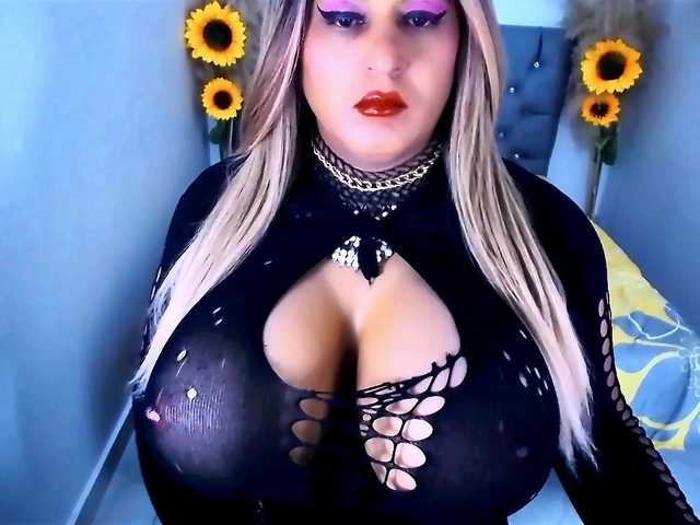 kamilabigcock