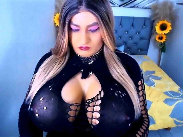 kamilabigcock