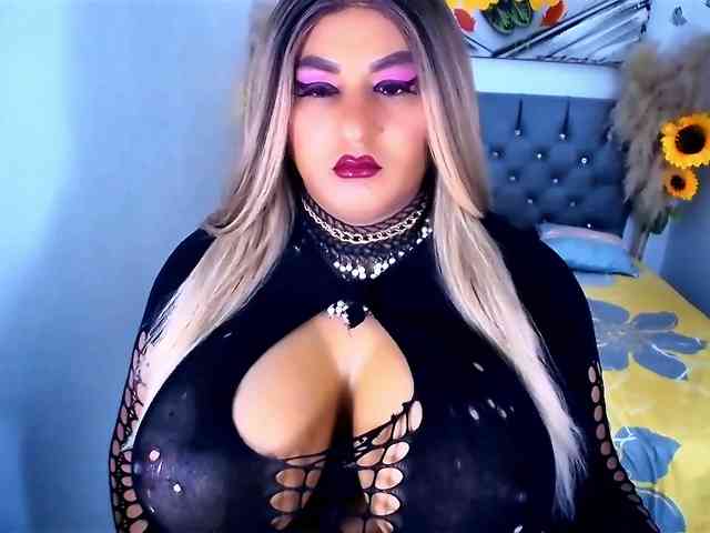 kamilabigcock