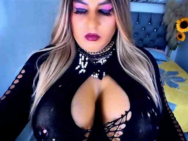 kamilabigcock
