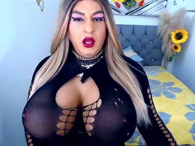 kamilabigcock