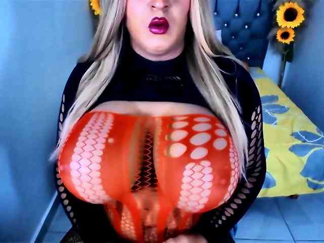 kamilabigcock