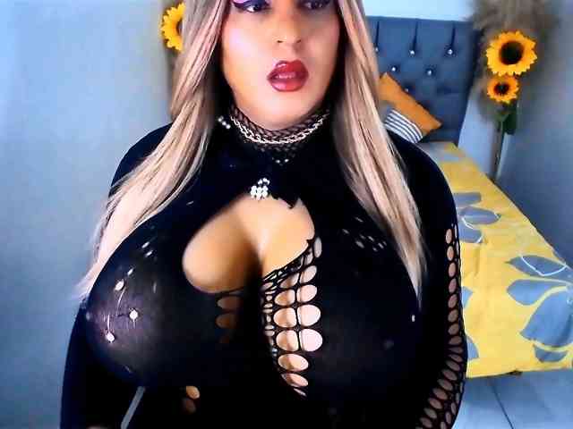 kamilabigcock