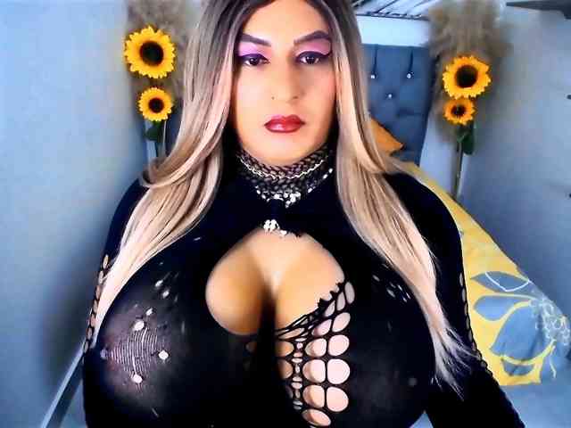 kamilabigcock