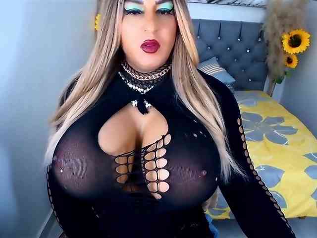 kamilabigcock