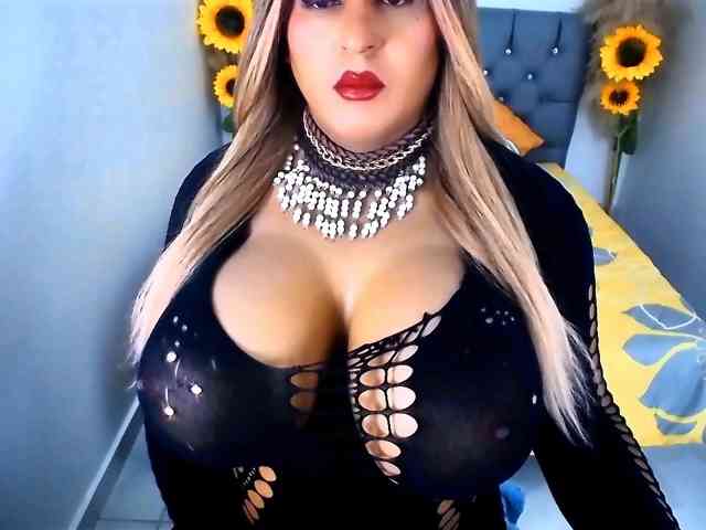kamilabigcock