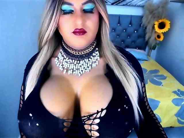 kamilabigcock