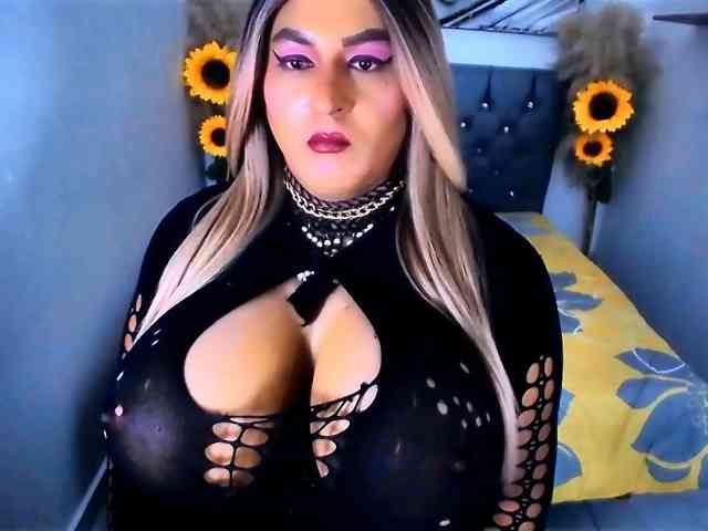 kamilabigcock