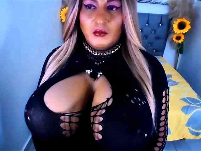 kamilabigcock