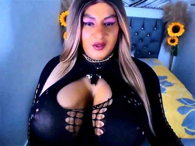 kamilabigcock