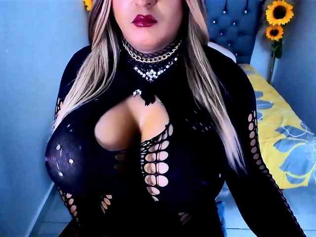 kamilabigcock