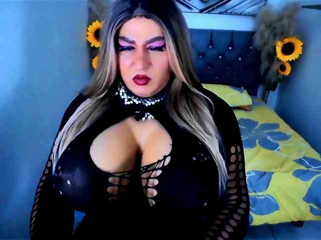 kamilabigcock Live Webcam on BongaCams