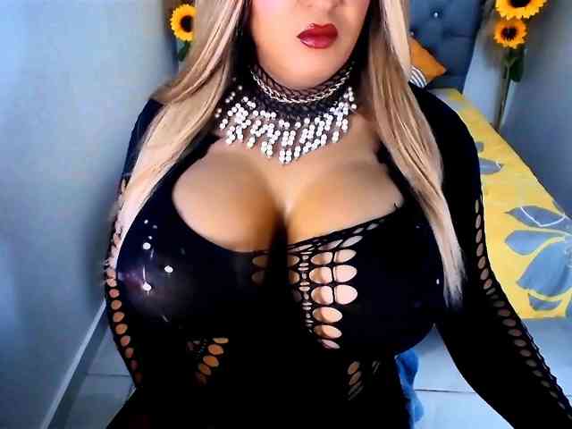 kamilabigcock