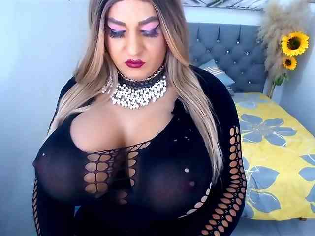 kamilabigcock