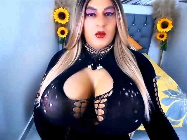 kamilabigcock