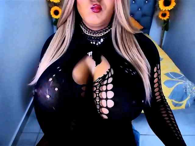 kamilabigcock