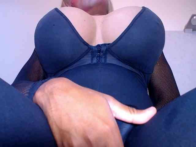 paulabigcock Sex Cam Show