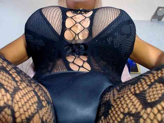 paulabigcock Live Webcam on BongaCams