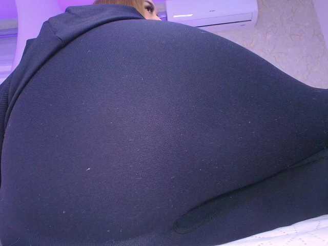 gabry-leone live cam on BongaCams