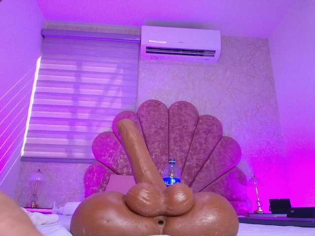 gabry-leone live cam on BongaCams