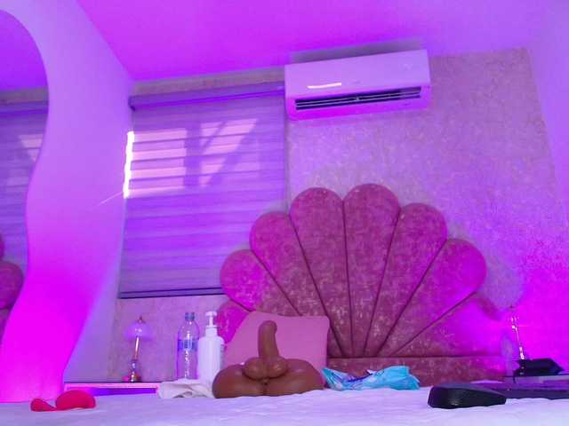 gabry-leone live cam on BongaCams