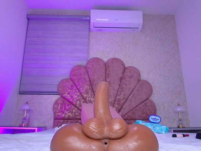 gabry-leone live cam on BongaCams