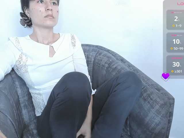 katiae live cam on BongaCams