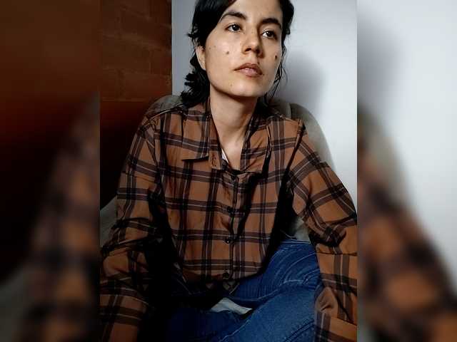 katiae's BongaCams show and profile