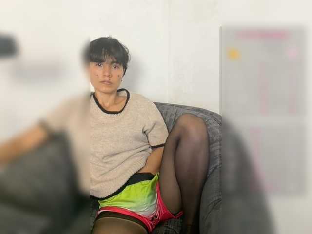 katiae live cam on BongaCams