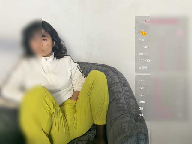 katiae live cam on BongaCams