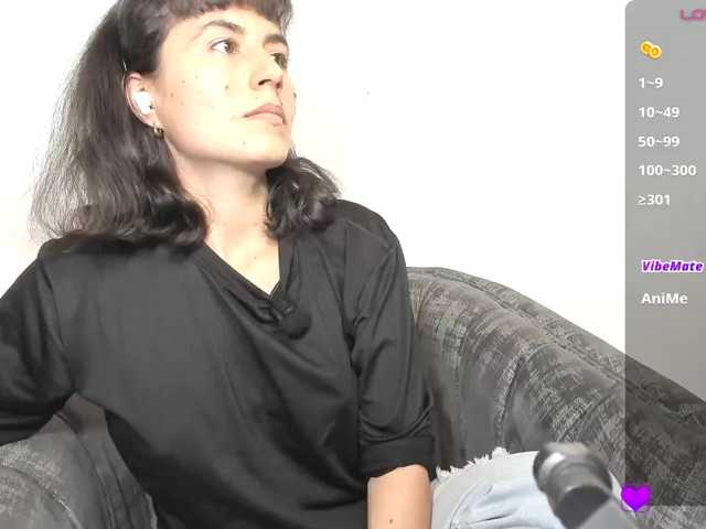 katiae live cam preview
