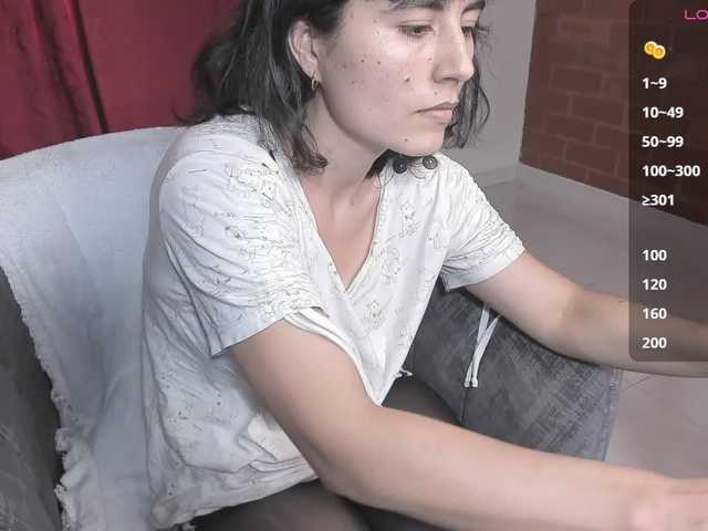 katiae live cam on BongaCams
