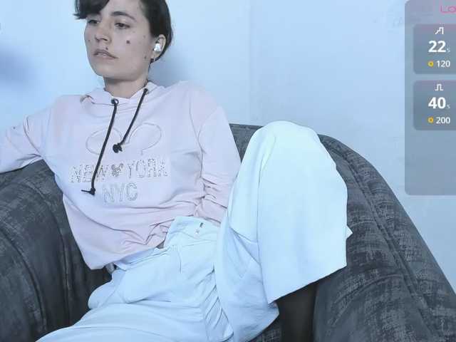 katiae live cam on BongaCams