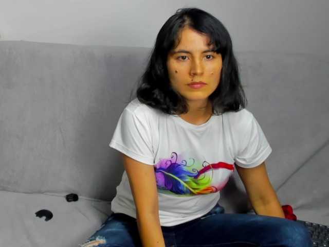 katiae live cam on BongaCams