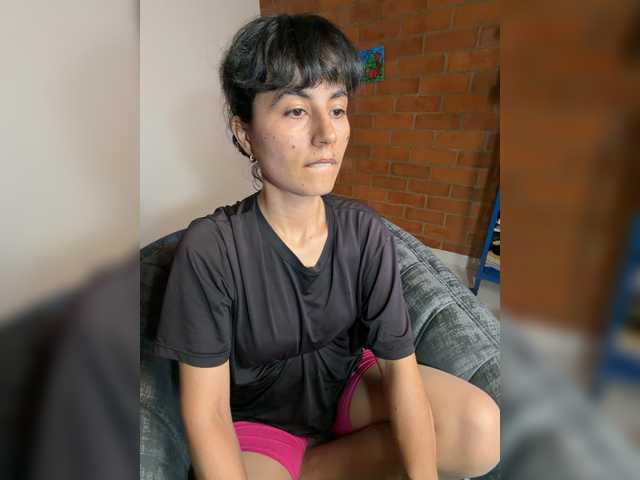 katiae live cam on BongaCams