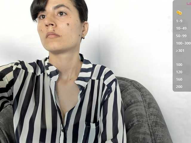 katiae live cam on BongaCams