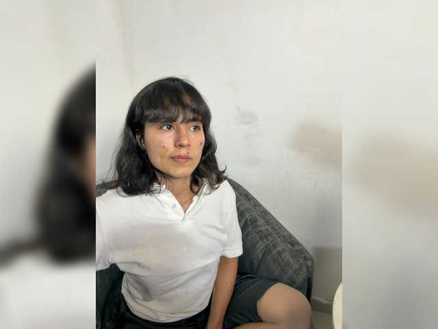 katiae live cam on BongaCams