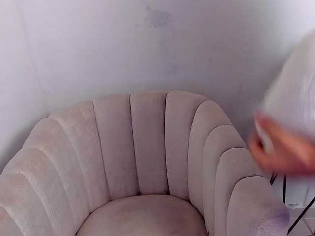 katiae live cam on BongaCams