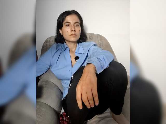 katiae's BongaCams show and profile