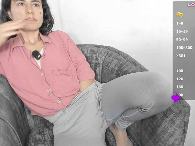 katiae live cam on BongaCams