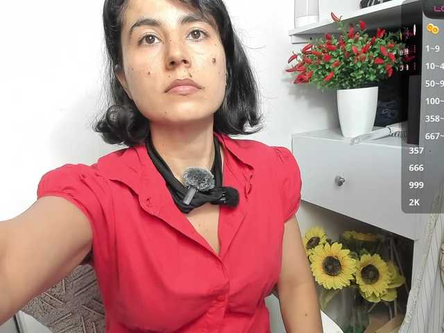 katiae live cam on BongaCams