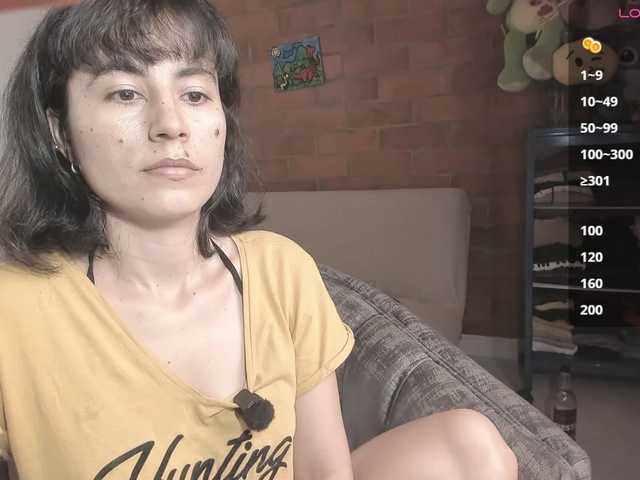 katiae live cam on BongaCams