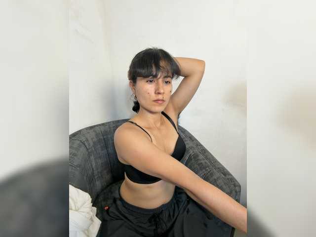 katiae live cam on BongaCams