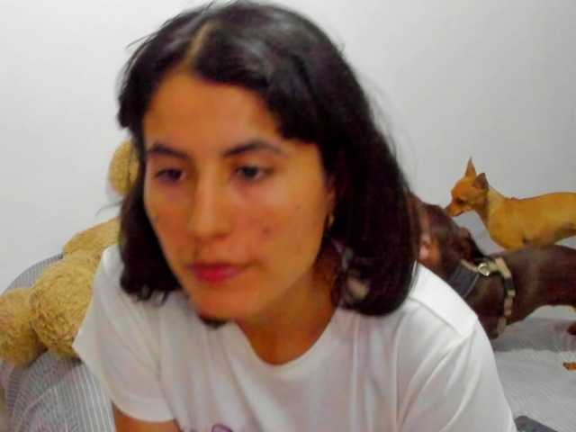 katiae live cam on BongaCams