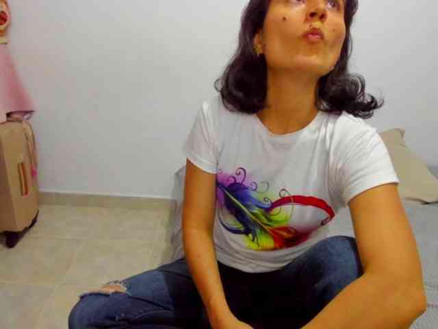 katiae webcam
