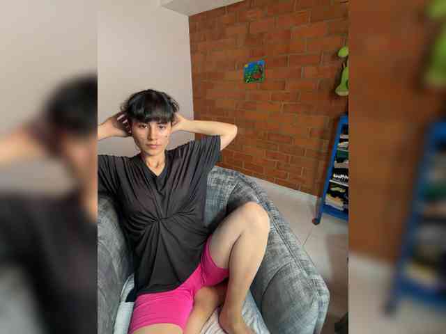 katiae webcam