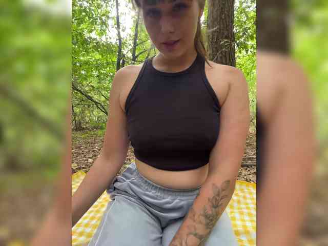 Model: Cherrybabyyy