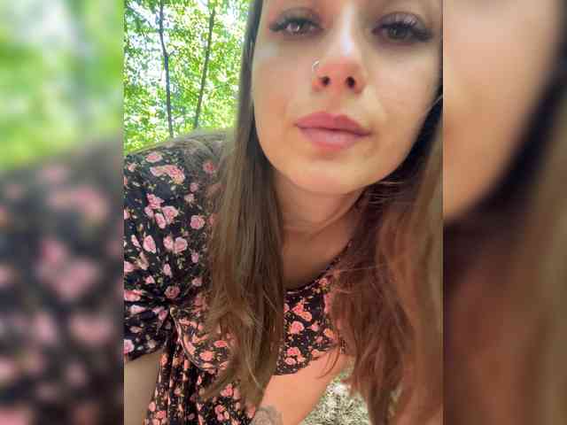 Cherrybabyyy webcam