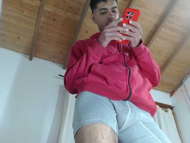 johanylatino