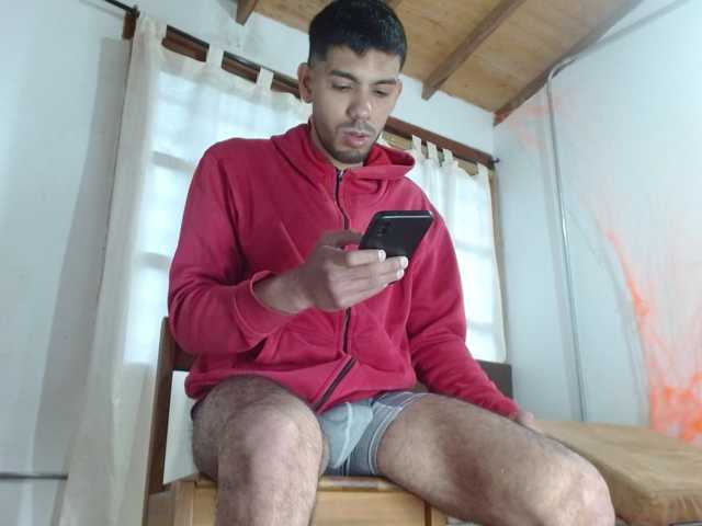 johanylatino